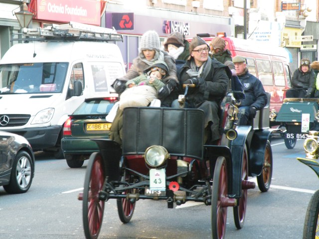London to Brighton Veteran Car Run Tooting 5th November 2017
